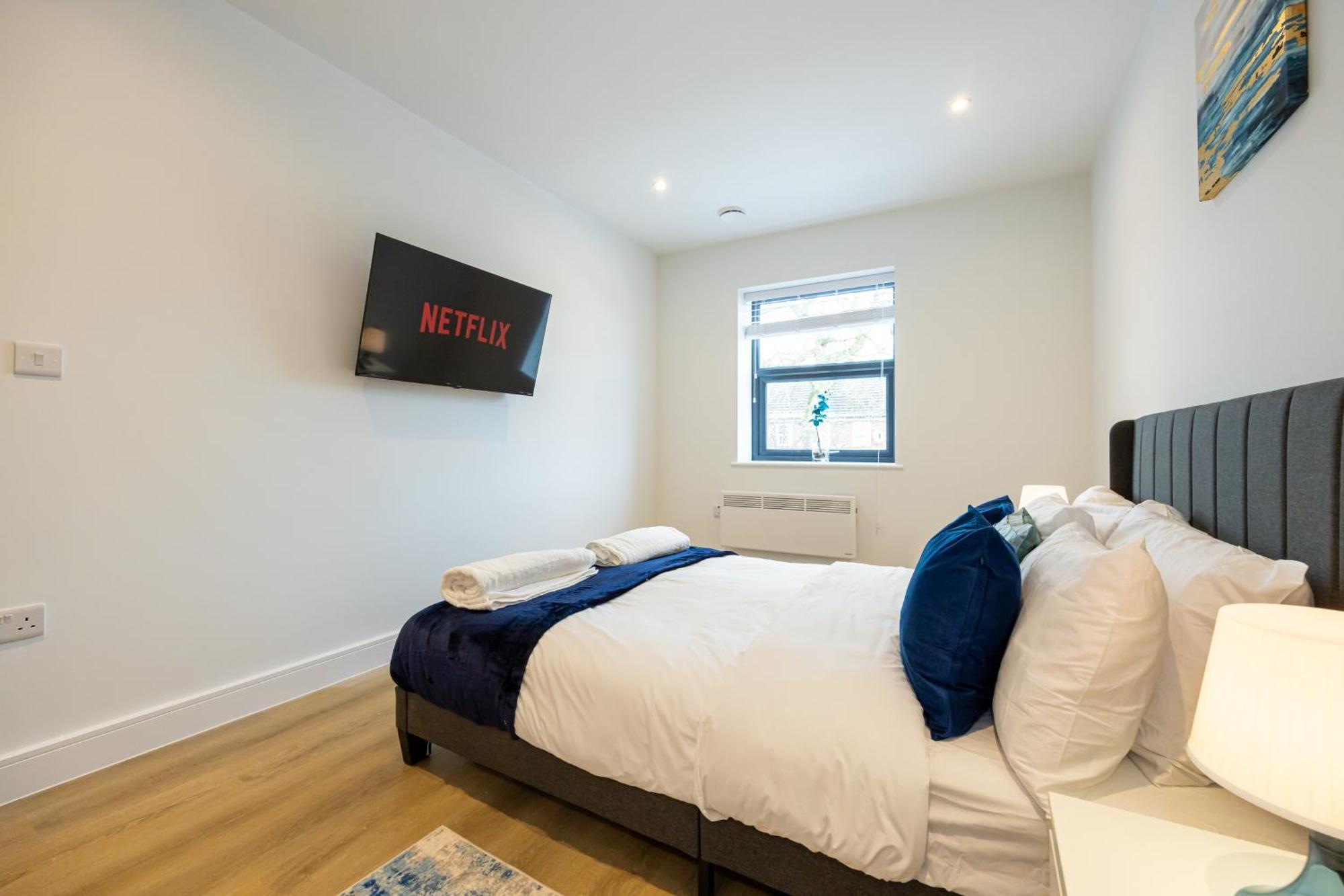 Modern 2 Bed Near Wythenshawe Hospital And Manchester Airport With Parking Bagian luar foto